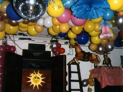 Party room 2 1995 01